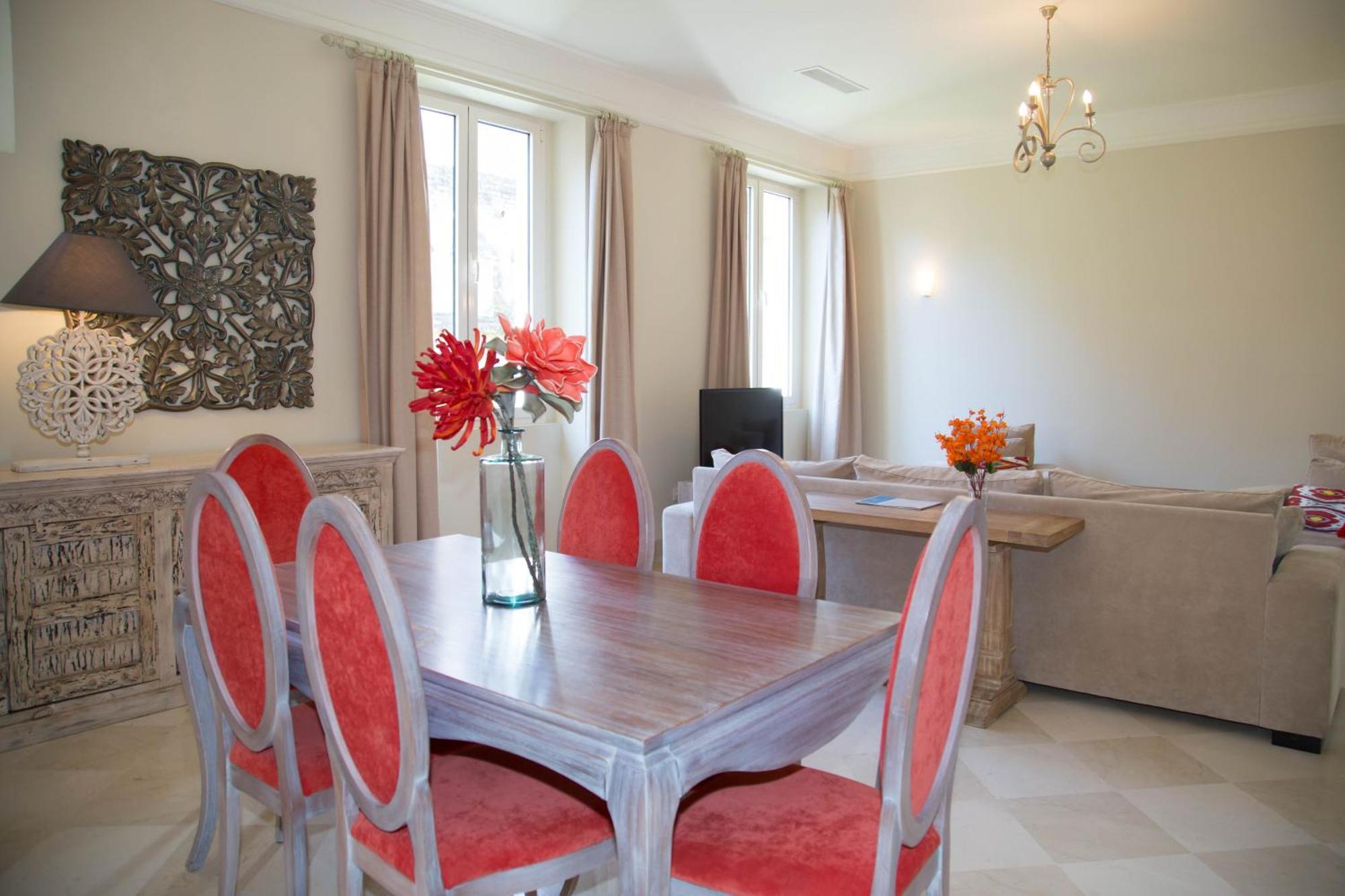 Puerta Principe Luxury Apartments 세비야 외부 사진