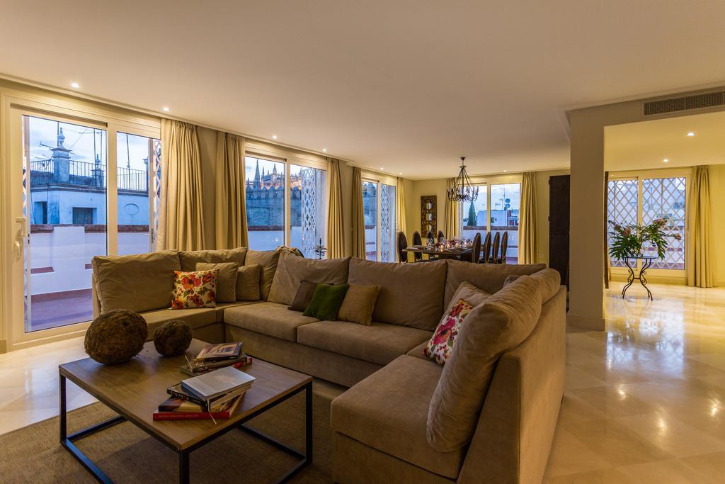 Puerta Principe Luxury Apartments 세비야 객실 사진