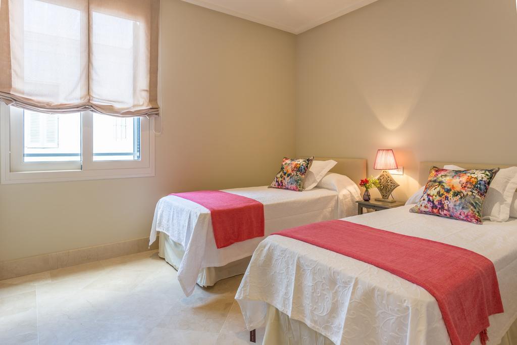 Puerta Principe Luxury Apartments 세비야 객실 사진