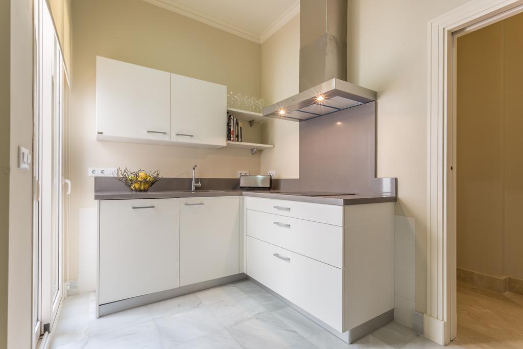 Puerta Principe Luxury Apartments 세비야 외부 사진