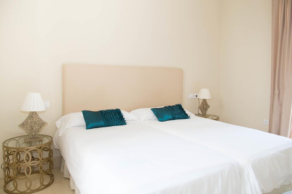Puerta Principe Luxury Apartments 세비야 외부 사진